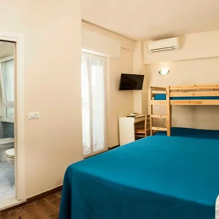 Hotel Sayonara